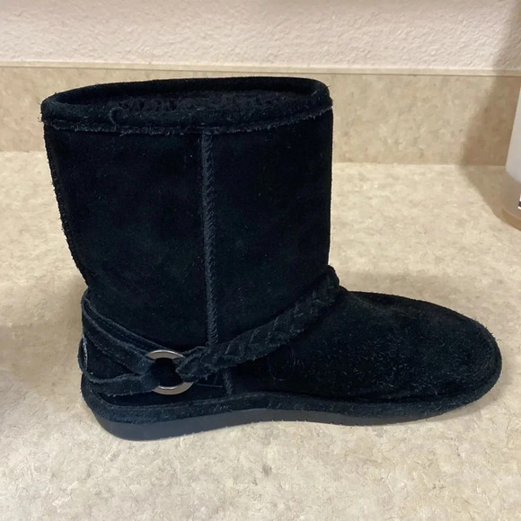 Bearpaws Black Suede - Picture 10 of 12